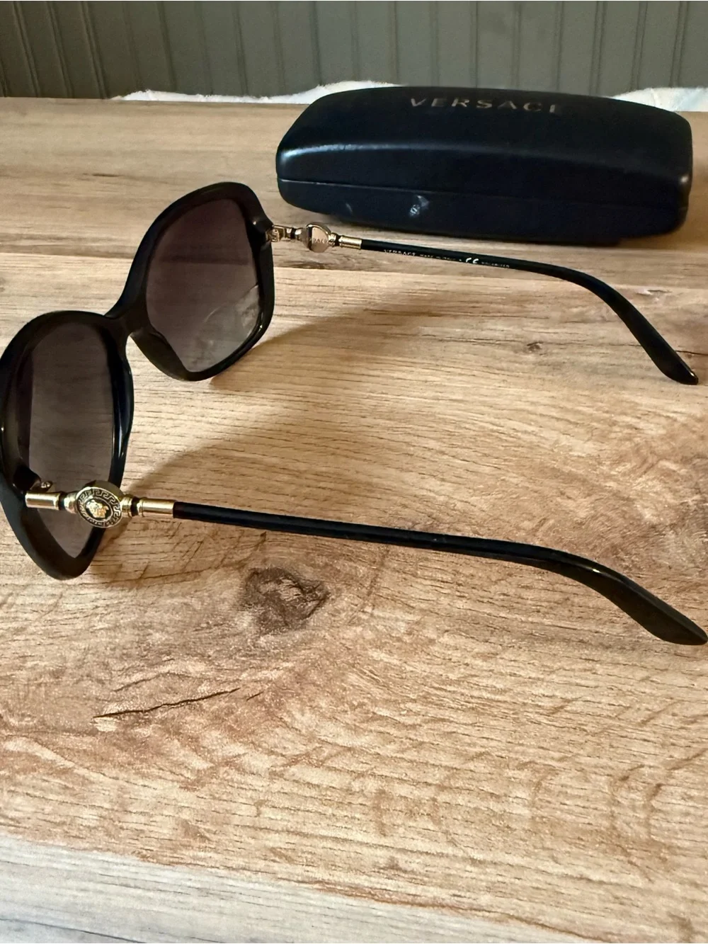 VERSACE 4303 GB1/T3 58mm Black Gold Butterfly Sunglasses Italy Women’s Designer